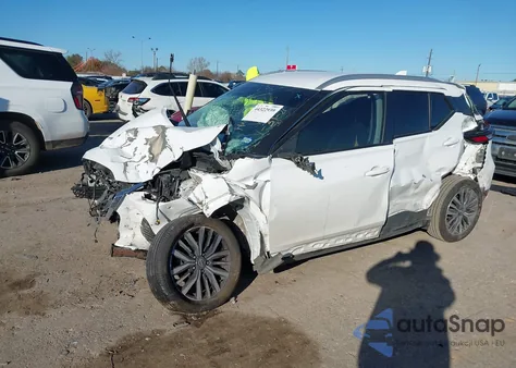 2022 Nissan Kicks Sv Xtronic Cvt из США, поврежденный, VIN 3N1CP5CV1NL485047